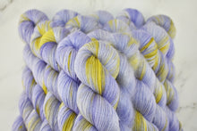 Load image into Gallery viewer, Apartment 20