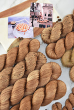 Load image into Gallery viewer, Caramel on 5th