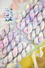 Load image into Gallery viewer, Hydrangea