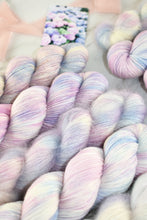 Load image into Gallery viewer, Hydrangea