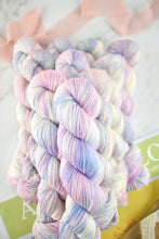 Load image into Gallery viewer, Hydrangea