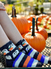 Load image into Gallery viewer, Ghost Party Sock Sets