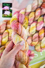 Load image into Gallery viewer, Lotus