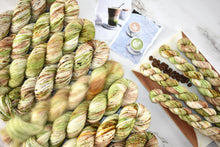 Load image into Gallery viewer, Matcha Latte
