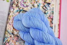 Load image into Gallery viewer, Vida's Patisserie