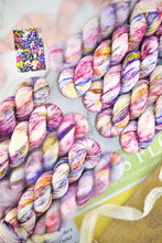 Load image into Gallery viewer, Viola