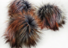 Load image into Gallery viewer, Pom Poms