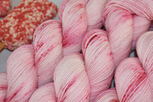 Load image into Gallery viewer, Strawberry Shortcake