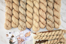 Load image into Gallery viewer, Biscotti
