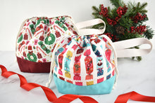 Load image into Gallery viewer, HOLIDAY SOCK SET | HALLMARK HOLIDAY
