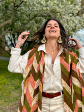 Load image into Gallery viewer, Wayfinder Scarf Kits
