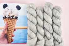 Load image into Gallery viewer, Ice Cream Mousette
