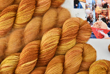 Load image into Gallery viewer, Stroopwafel
