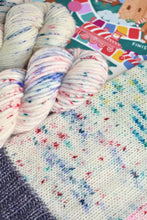 Load image into Gallery viewer, Vida Land
