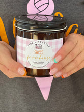 Load image into Gallery viewer, Sweet Farmhouse Candle

