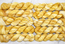 Load image into Gallery viewer, Ricotta + Honey
